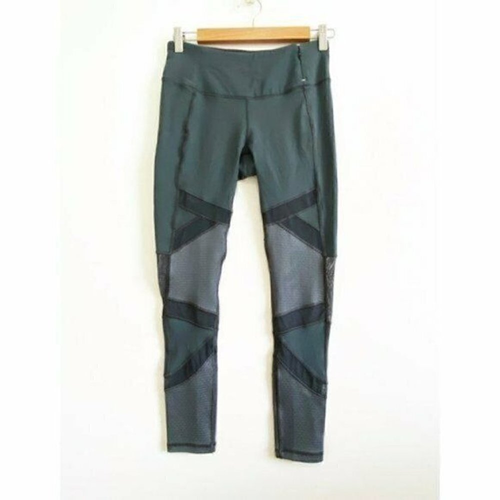 CALIA by Carrie Underwood mesh cutout leggins, Size S